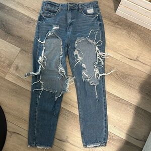 Refuge 7 mom jeans. Distressed